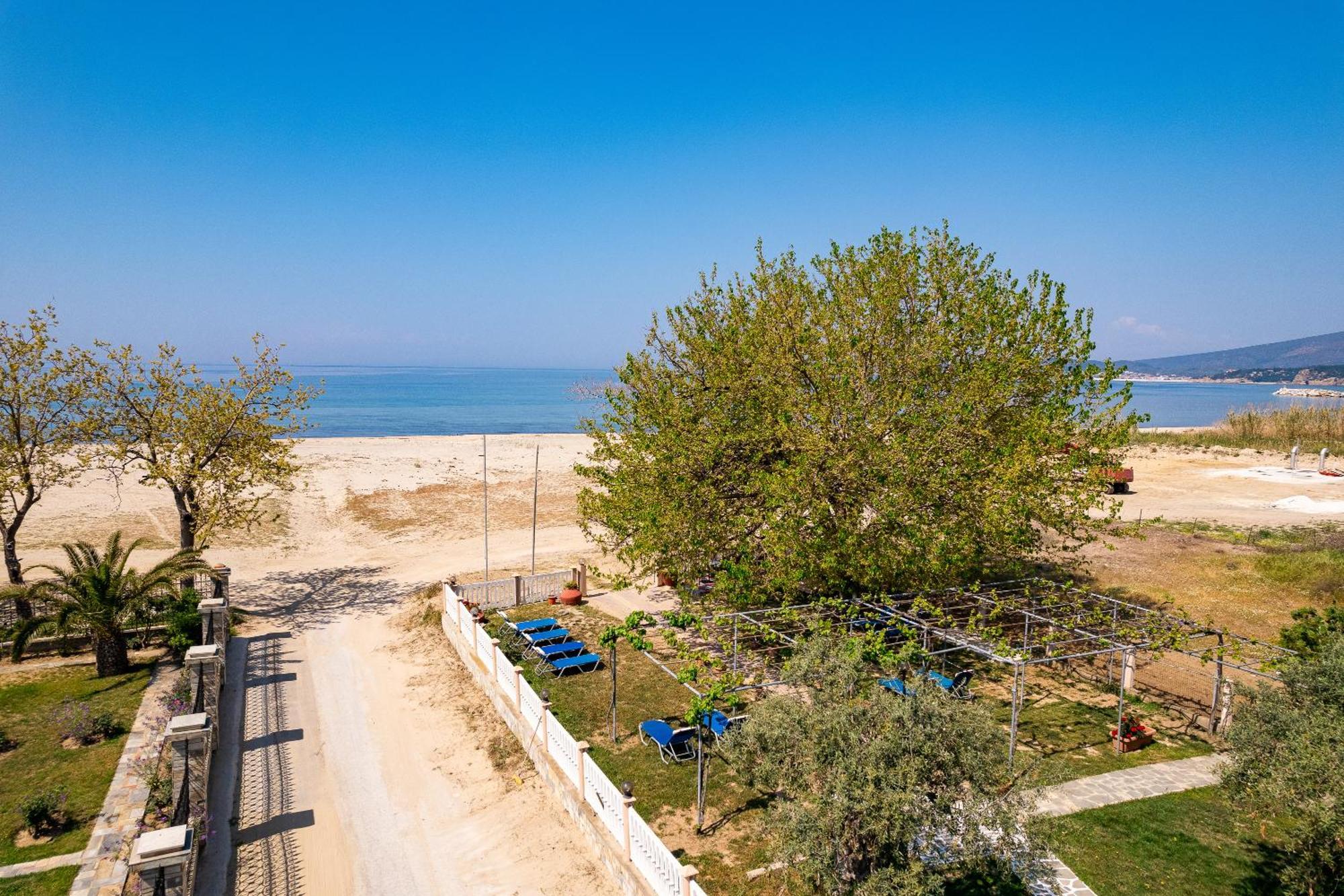 Opalium Beach Front Suites Ποτός Εξωτερικό φωτογραφία