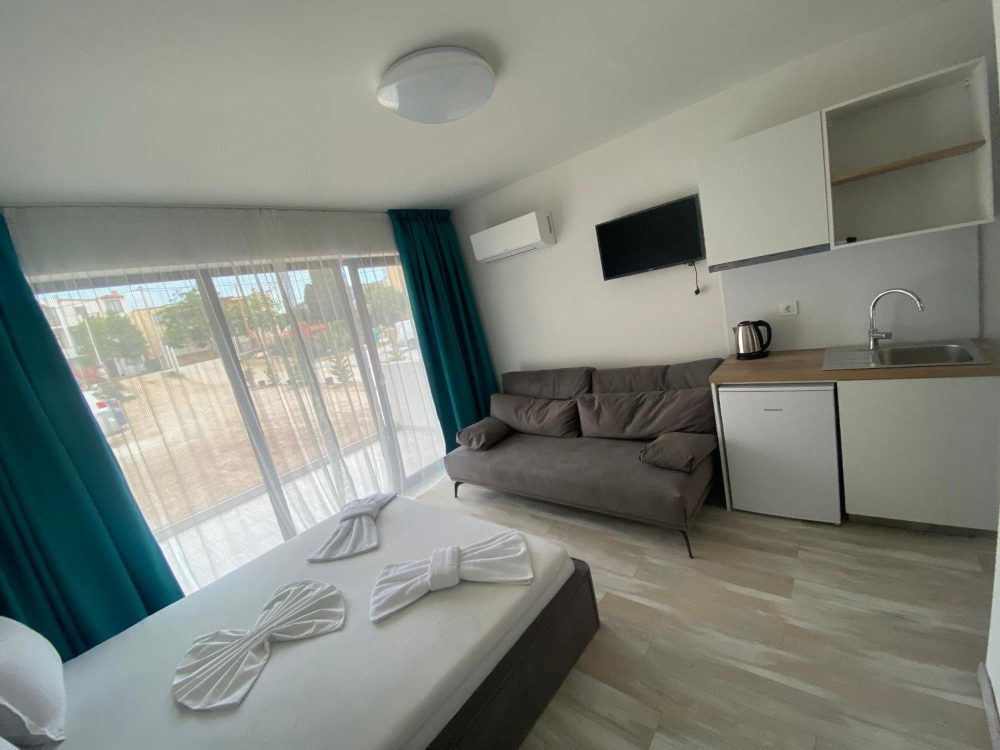Opalium Beach Front Suites Ποτός Εξωτερικό φωτογραφία